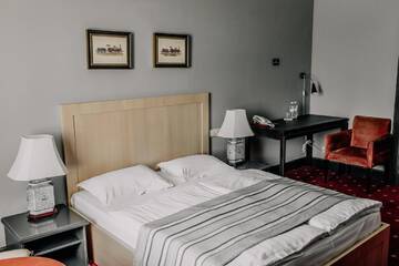 Фото номера Улучшенный двухместный номер с 1 кроватью Отель Plaza Hotel г. Кокшетау 4